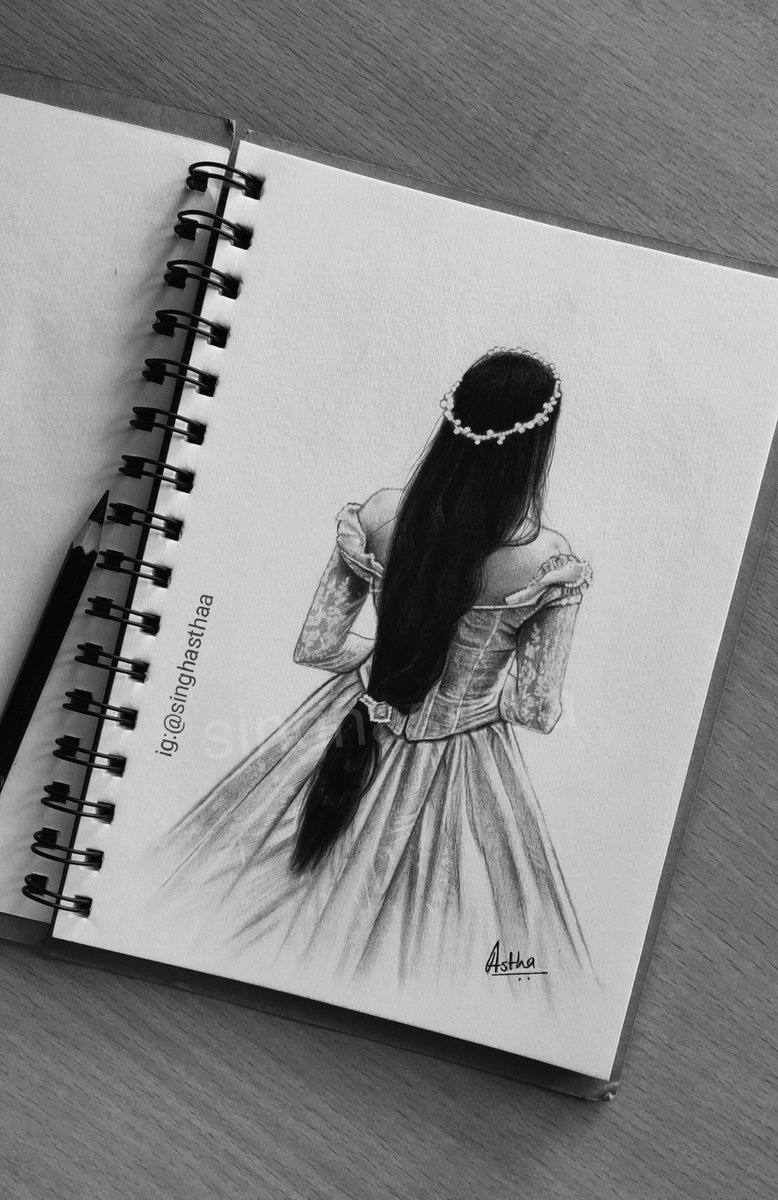 singhasthaa_'s tweet photo. I think it's beautiful 
the way you Sparkle
When you talk about the
things you love..✨
---
Charcoal pencil sketch on A5 Sketchbook
Instagram - ( @ singhasthaa ) https://t.co/EBlhqok3m4