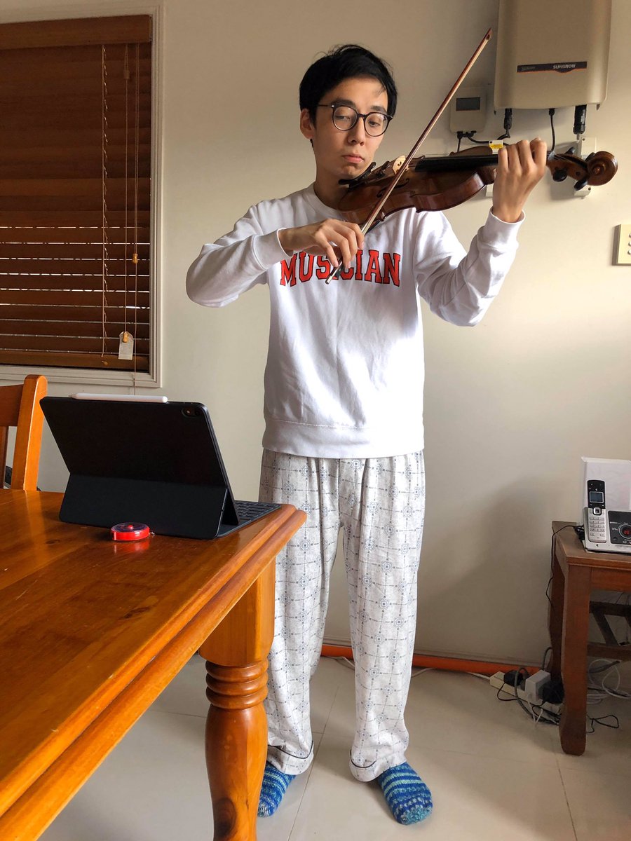 TwoSetViolin's tweet photo. You’re lying if you don’t look like this from the waist down for your video lessons https://t.co/4rpkJMvVqo