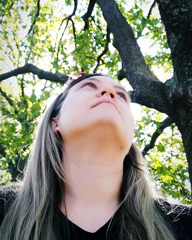 Natalie_Rose_89's tweet photo. Stares at trees...my new favourite past time #trees #leafy #myneighborhood #pretty #green #nature #leafywalks #mycanberra #canberralife #isolife #isolationwalks #anyexcusewilldo

📸 https://t.co/GDYGB4CQEE via https://t.co/caQNgsZP1E https://t.co/iG16oRPwpX