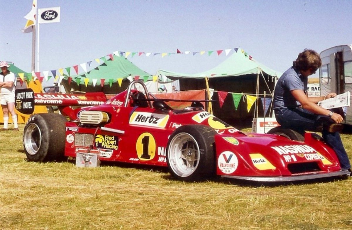 RSF_Motorsport's tweet photo. Keke Rosberg, Chevron B39 - Ford.
Stage of the New Zealand Pacific Formula (Teretonga Park), 1978.
#FormulaPacific #TeretongaPark #Rosberg #Chevron #Ford https://t.co/XlZYNCsM5t