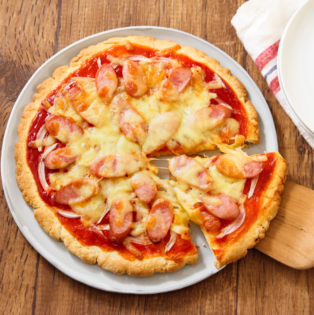 発酵なし！ホットケーキMIXとオーブンがあれば出来るピザのレシピ！
