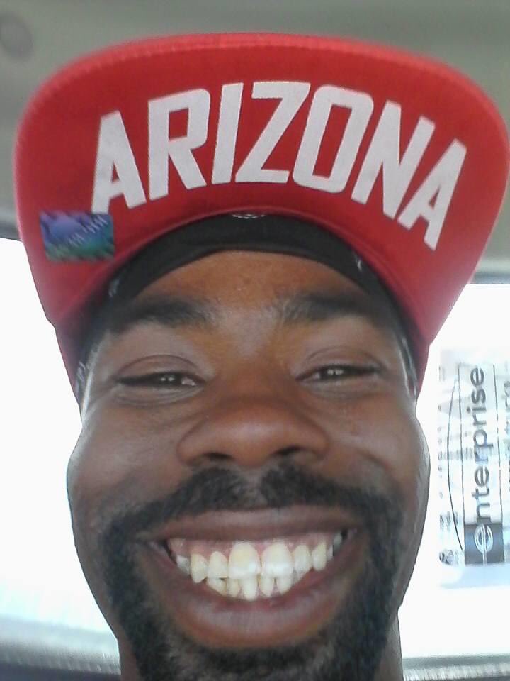 Arizona_Alias's tweet photo. Here’s your boy Ari, Ari wit a #SUPERCLOSEUP #ToClose #TheHellWasIThinking #Smile #ThisSmileHurtsMyFace #WhatsHappening #LosAngeles #California #Phoenix #Arizona #LAToAZ #Emcee #Lyricist #VMG https://t.co/JL9fQZsRao