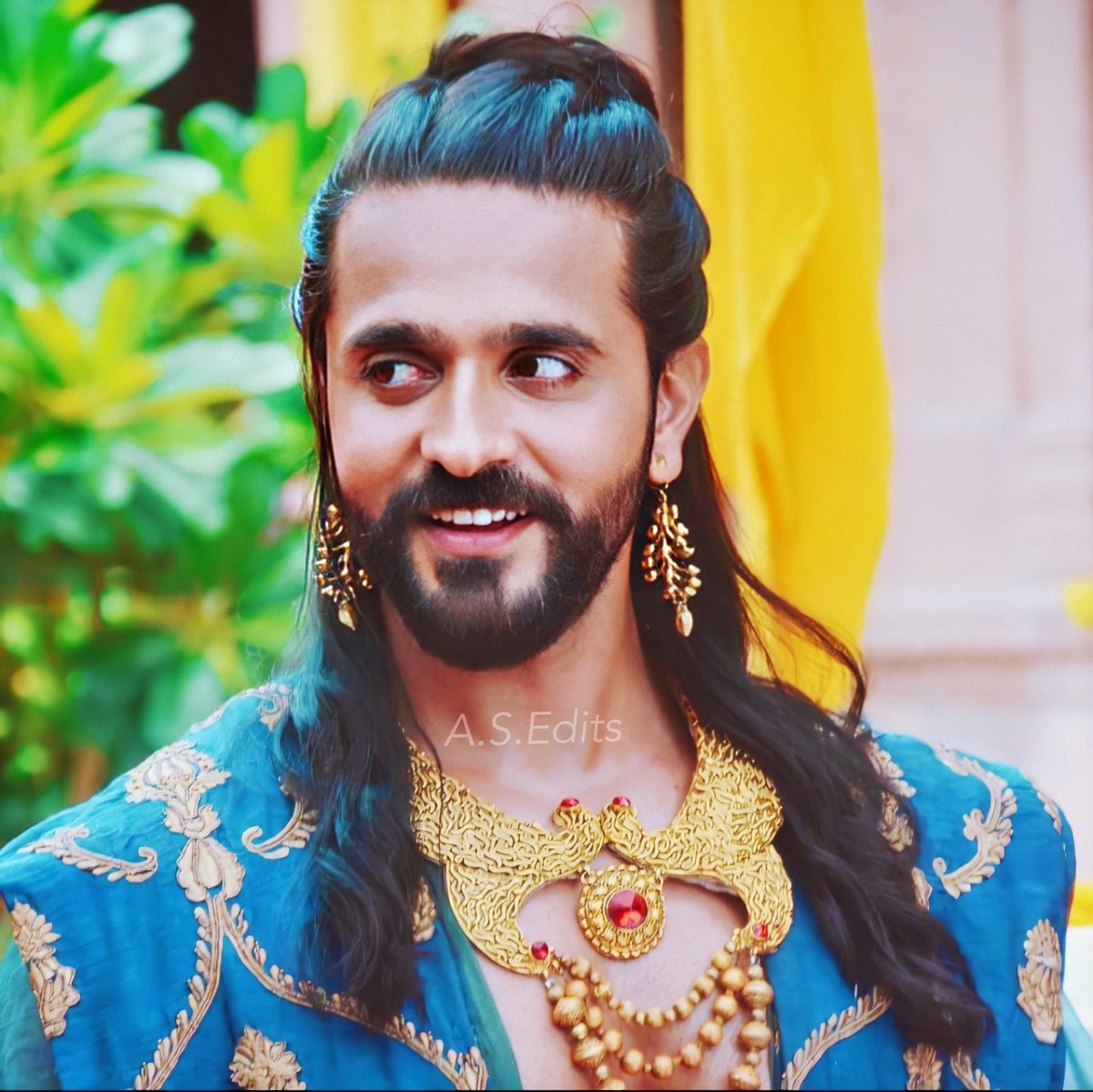 As Today is Easter festival day in Egypt SO .... #AshishSharma as  #HappyEaster 