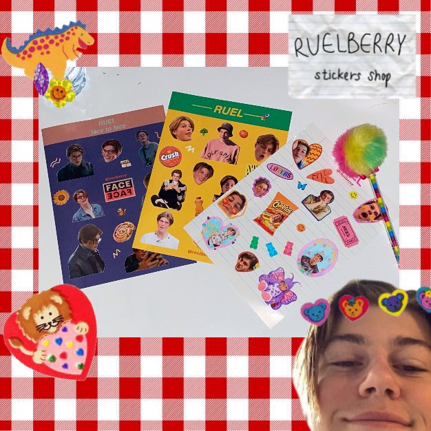 ruelberry's tweet photo. กักตัวอยู่บ้��น แต่ก็ยังสั่งสติ๊กเกอร์ Ruelberry🍓🍒ได้อยู่น้า มี 6 ลายค่า แผ่นละ 50฿ เองงงง สนใจ dm มาโลยย ig: @ruelberry #สติ๊กเกอร์ไดคัท #สติ๊กเกอร์ #ruel #ตลาดนัดรวมด้อม #ติ่งสากล #รูล https://t.co/ak251rrttL