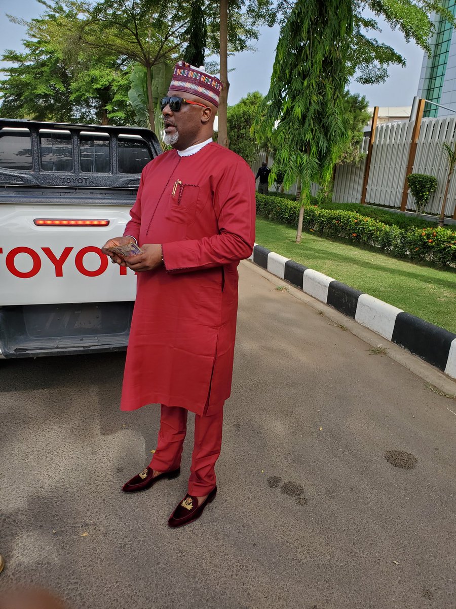 _dinomelaye's tweet image. Na calculation spending we dey now ooo.