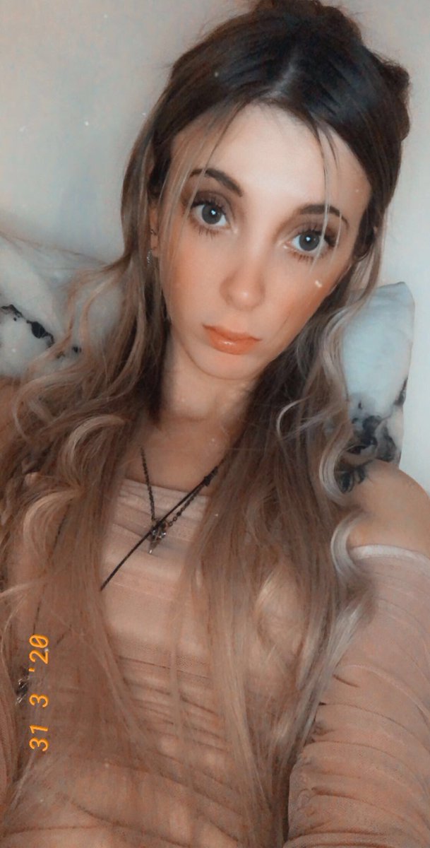 Jade Vow on Twitter: "I’m in a grumpy mood today https://t.co/TENbzQvBwS…