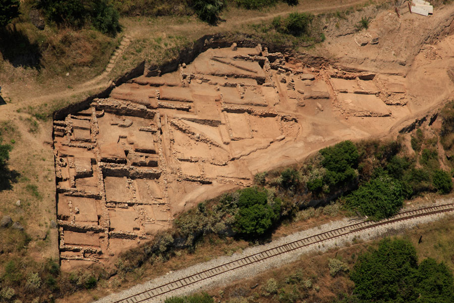 xfailadis's tweet photo. #ANCIENT #VOURA: #COASTAL #SETTLEMENT in the territory of #DIAKOPTO #Achaia #Peloponnese-Ruins of a coastal settlement were founded unearthed at this site- dated from #Archaic-#Hellenistic yrs (6th-3rdc.BC). More than 2,000m 've been excavated,w/ruins extended over larger area! https://t.co/i8DHkkpBjK
