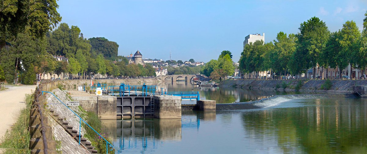 MayenneEnPhotos's tweet photo. Merci à Christian Poirier pour ces magnifiques photos de Laval !

#laval #mayenne #mayenneenphotos #laval53 #paysdelaloire #mayennetourisme #paysdelaloiretourisme https://t.co/YUbOkJJM7R