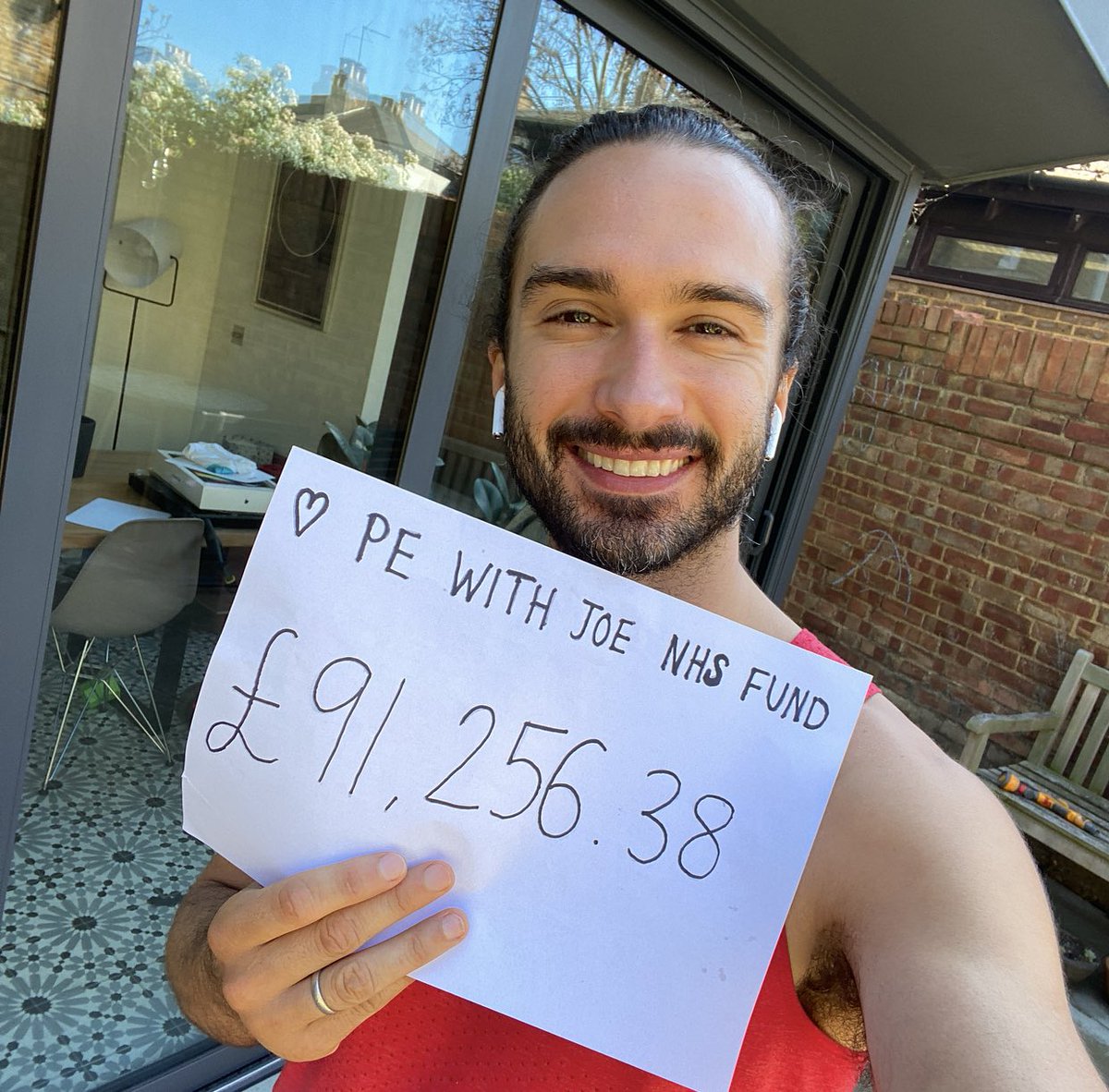 thebodycoach's tweet photo. Absolutely over the moon to announce that we, as a community training together with #PEWithJoe have raised an incredible £91,256.38 for @NHSCharities 🙌🏽🌏❤️ Thank you for taking part each day. To all the NHS staff we love and appreciate you ❤️ https://t.co/f3KJa8iTjN