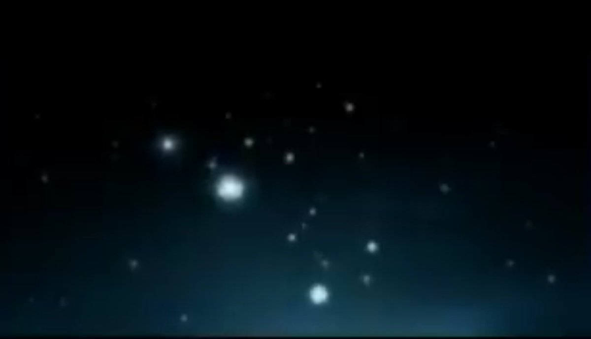 Desired Constellation (2003)Created as a backdrop for Björk's Greatest Hits Tour. The video features a sky with various flying objects passing be evolving from the constellation*I apologize for the LQ pics, couldn't find higher quality*