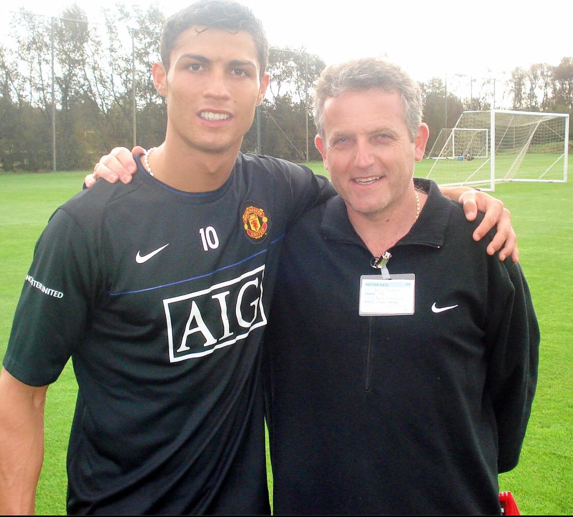 SportsHype4's tweet image. Listening suggestion - Listen in as 
@sportshypemukwa talks to lifelong Red Devil, @DocUnited about his love for the team, the past, present and a glimpse into the future of @ManUnited . 

More: 
anchor.fm/composure-in-t…

#mufc #manchesterunited #manutd #ggmu #manunited #united