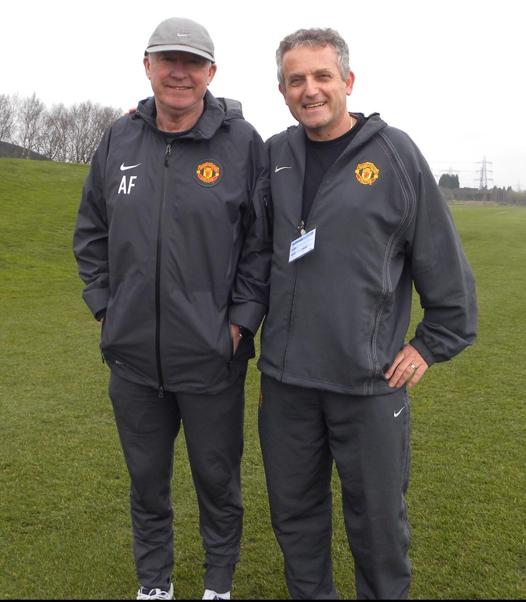 SportsHype4's tweet image. Listening suggestion - Listen in as 
@sportshypemukwa talks to lifelong Red Devil, @DocUnited about his love for the team, the past, present and a glimpse into the future of @ManUnited . 

More: 
anchor.fm/composure-in-t…

#mufc #manchesterunited #manutd #ggmu #manunited #united