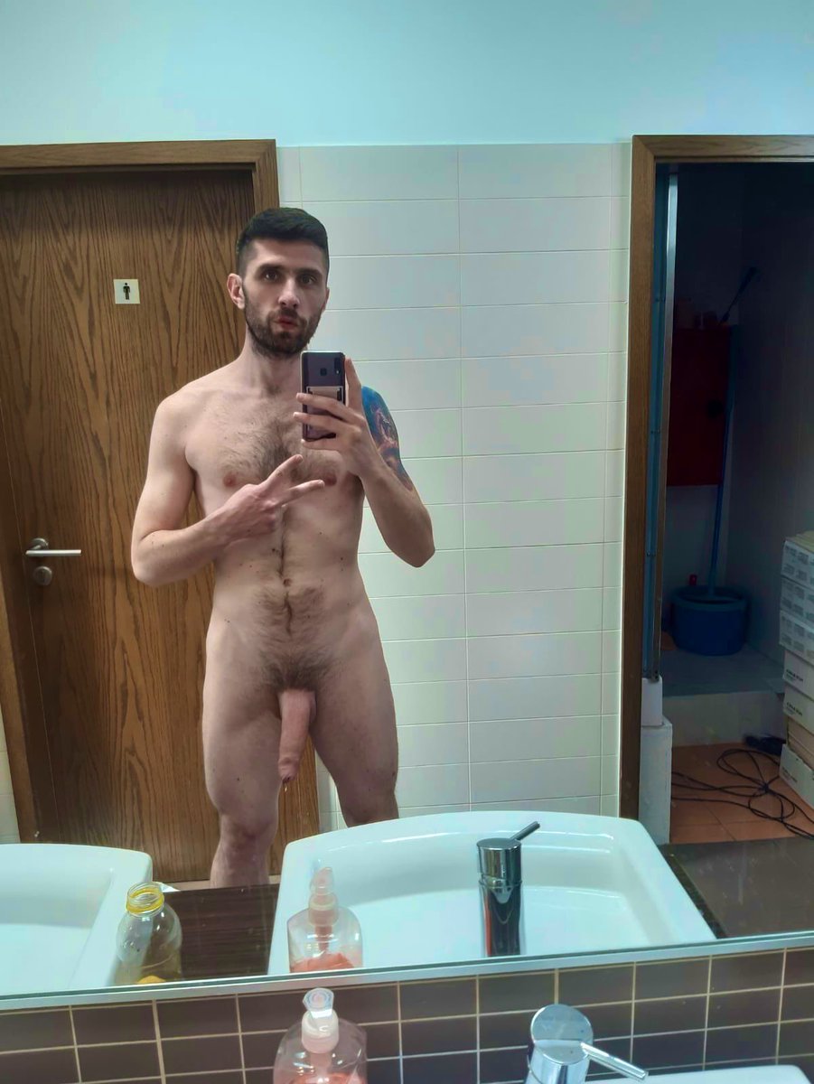 MadBundyXXX on X: Wishing everyone a nice week! Stay horny 😈 but  StayHome StaySafe ! BigCock PornStar Selfie Cum  t.corTr8hoCaOP  X