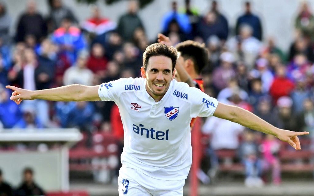 arribabolsoo's tweet photo. Hoy está cumpliendo 30 años @MatuZunino
El Ex Volante Tricolor!
Zunino jugó en @Nacional desde el 2017 al 2019
Participó de 48 juegos con 12 GOLES:
🏆Campeón Torneo Intermedio 2018
🏆Campeón SuperCopa 🇺🇾 2019
🏆 Campeón 🇺🇾 2019
Feliz Cumple Matu! 👋
#Lunes
#HayPrograma https://t.co/C9wkLYledE