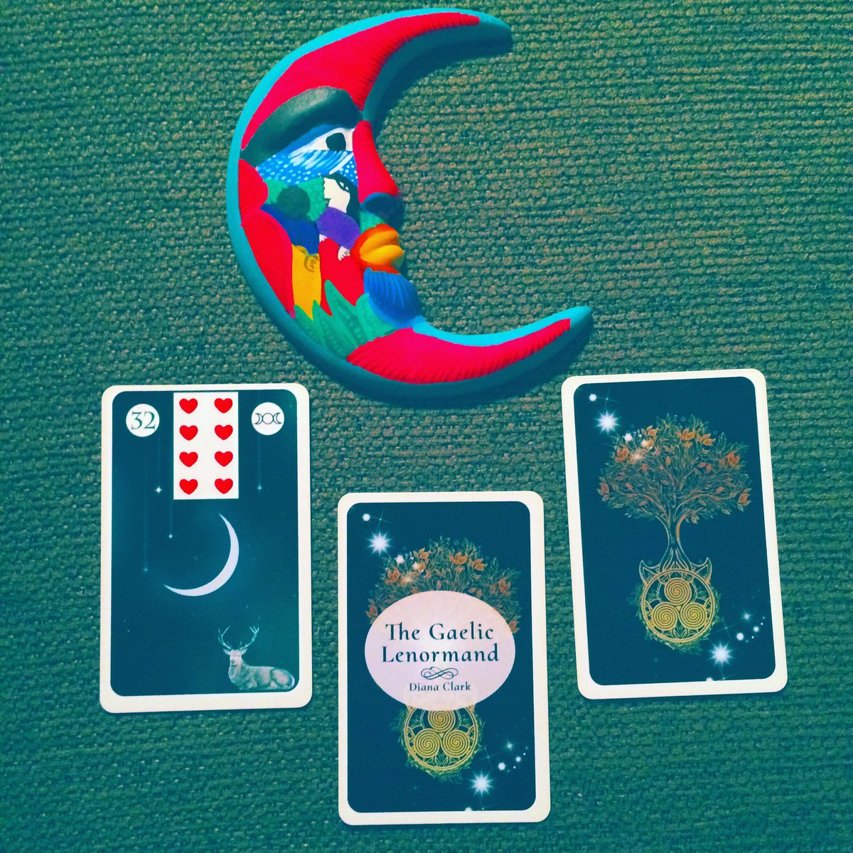 gaeliclenormand's tweet photo. #lenormandmoon #thegaeliclenormand #gaeliclenormand #lenormand #lenormandgaelic #lenormanddeck #lenormandcards #lenormandoracle #lenormandreader https://t.co/OmR9bnn7qu