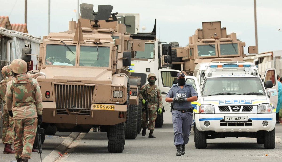 SAPoliceService's tweet photo. #sapsWC #SAPS members have been deployed in the Mitchells Plain area to enforce the Disaster Management Act and to ensure the adherence of the #LockdownSA regulations. NP https://t.co/SAO0wnJuI4