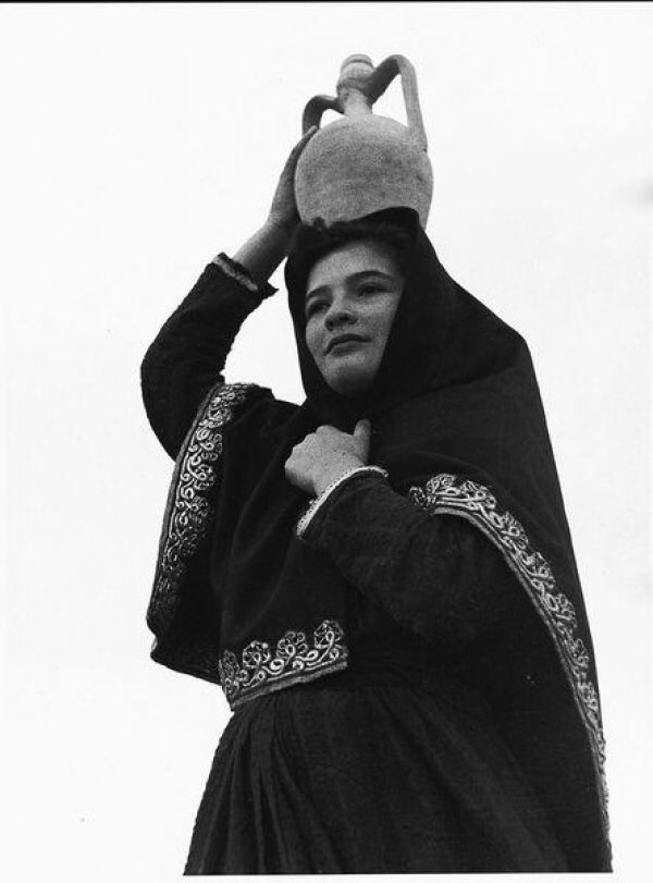 FarellaLuigi's tweet photo. Franco Pinna - Il Fotografo Sardo che racconto' la Basilicata attraverso la macchina Fotografica - p.6-  #francopinna #basilicata #anni50 #fotografo #pellicola #film #passione #italia #lucania #regionebasilicata #terranostra https://t.co/Oz8QBGANHJ