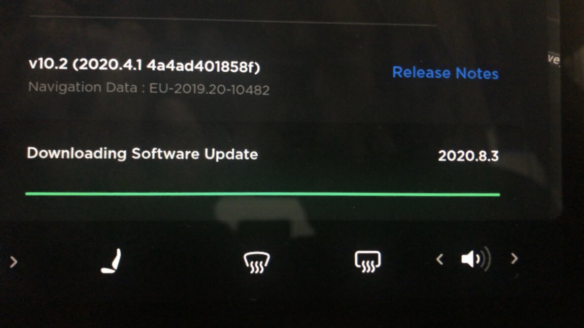 harabanar's tweet image. @TeslaSupport I’m having trouble getting updates to my Model 3. The download showed 100% on my phone but didn’t install over night. The next day I got the error message shown. Now my car is “up to date” yet still on 2020.4.1. #UpdateProblem