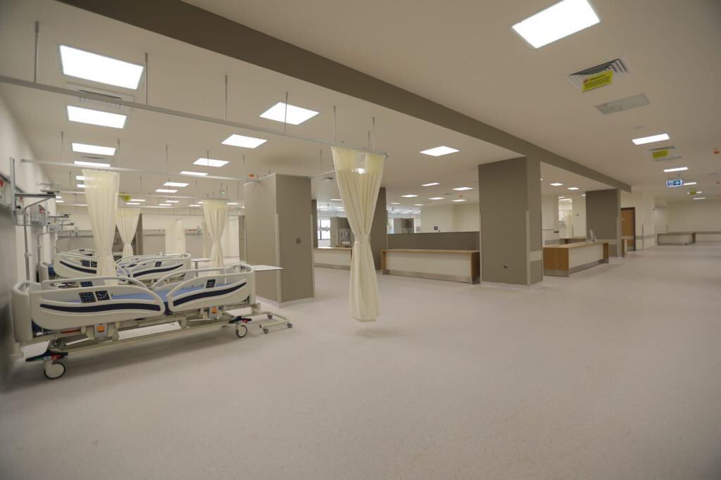 Avrupa’nın en büyüğü #BaşakşehirŞehirHastanesi’ni mutluluğun şehri Başakşehir’e kazandırmaktan dolayı mutluyuz, gururluyuz🥼🩺

#BüyükTürkiyeGüçlüLider ile hep daha iyiye🧿