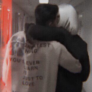 writtensejun's tweet photo. 𝖓𝖔𝖓-𝖗𝖊𝖋𝖚𝖓𝖉𝖆𝖇𝖑𝖊
a viceion spg au

when a supermodel cancels her wedding and asks for a refund, one stubborn photographer refuses. determined to get her money’s worth, she hired him for her own events. can a married, faithful man resist her?

— 🔞 #NoChanelWrites https://t.co/hZkJ98kZCl