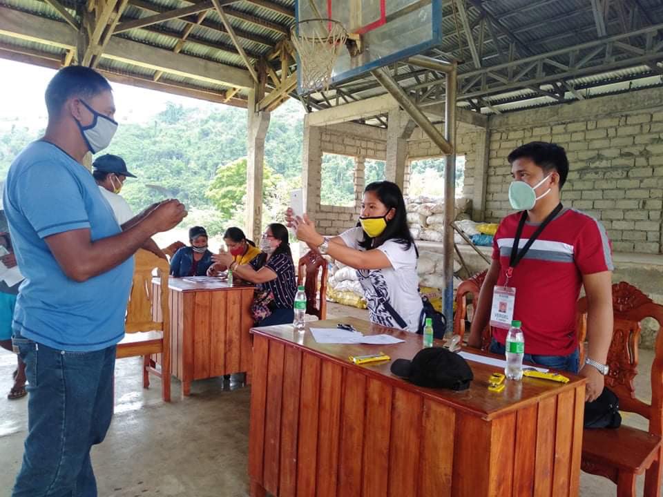 dswdfo2's tweet photo. LOOK: A total of 84,792 beneficiaries across the provinces of Cagayan, Isabela, Quirino and Nueva Vizcaya have already received SAP assistance, amounting to a total of P466,356,000.00, as of 5 PM today. @dswdserves #DSWDMayMalasakit https://t.co/mtVufr6rbE