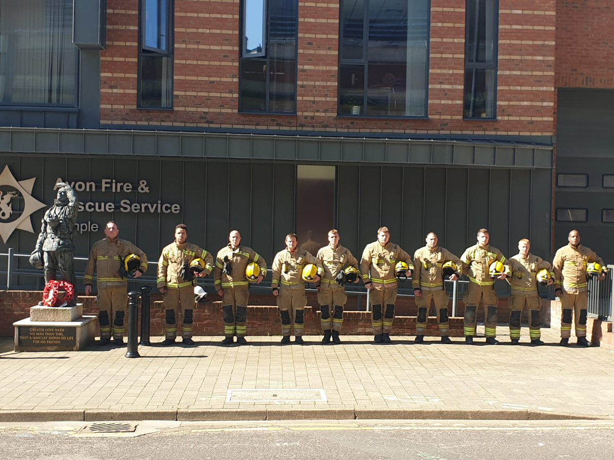 AvonFireRescue's tweet photo. Today staff across the Service paid their respects with a minute's silence to Firefighter Simon Kaye from @DWFireRescue, who sadly died on duty on Easter Monday. https://t.co/VBXBB1g1wg