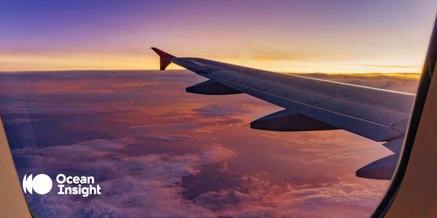 ASKOceanInsight's tweet photo. Watch as Senior Application Scientist, Derek Guenther, uses a #NeoFox optical #oxygensensor to investigate how #oxygenlevels inside a plane cabin will change with altitude. #AppliedSpectralKnowledge

https://t.co/KdbalW80Cv https://t.co/NSMxhzY88C