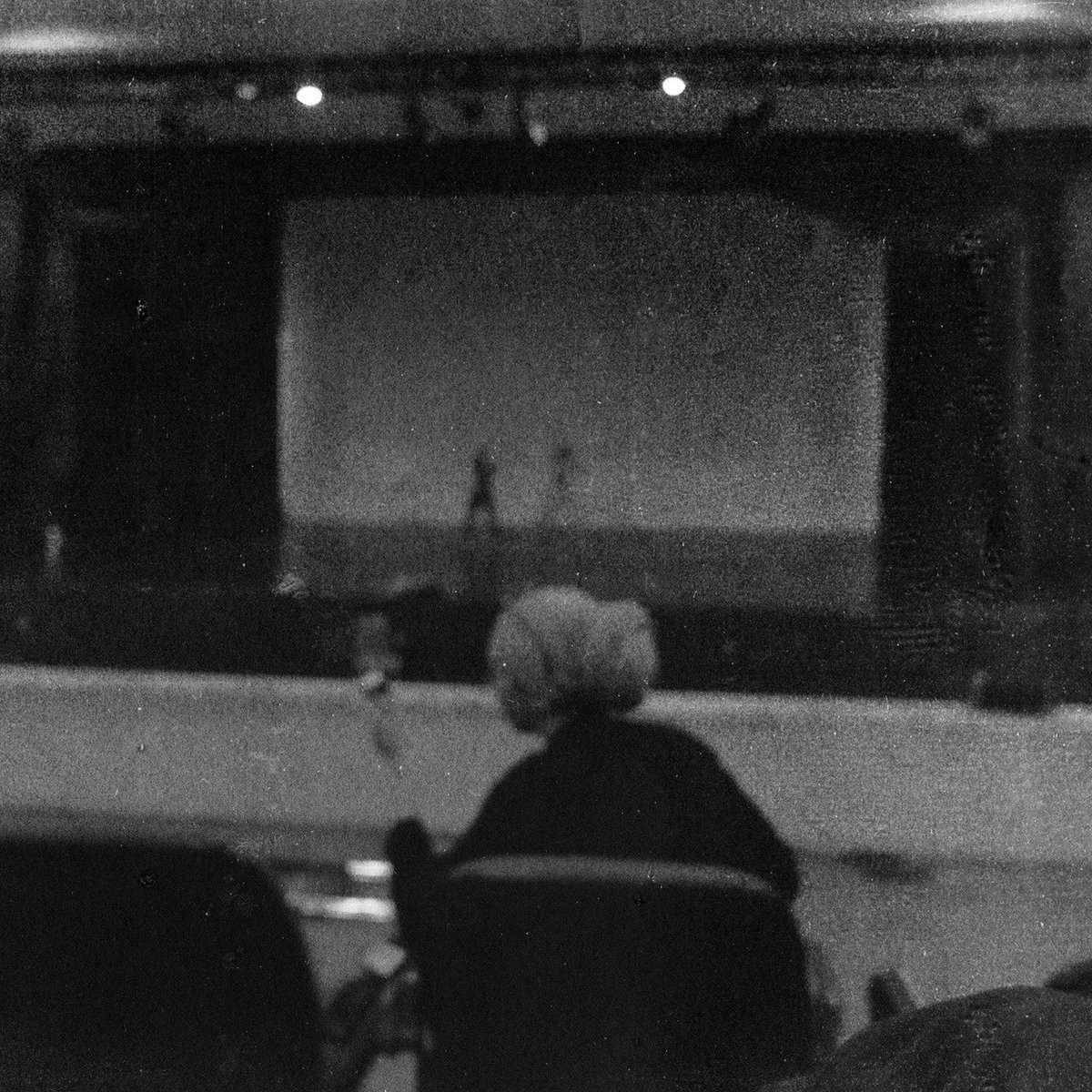 ARKAN (@senandungsore) on Twitter photo 