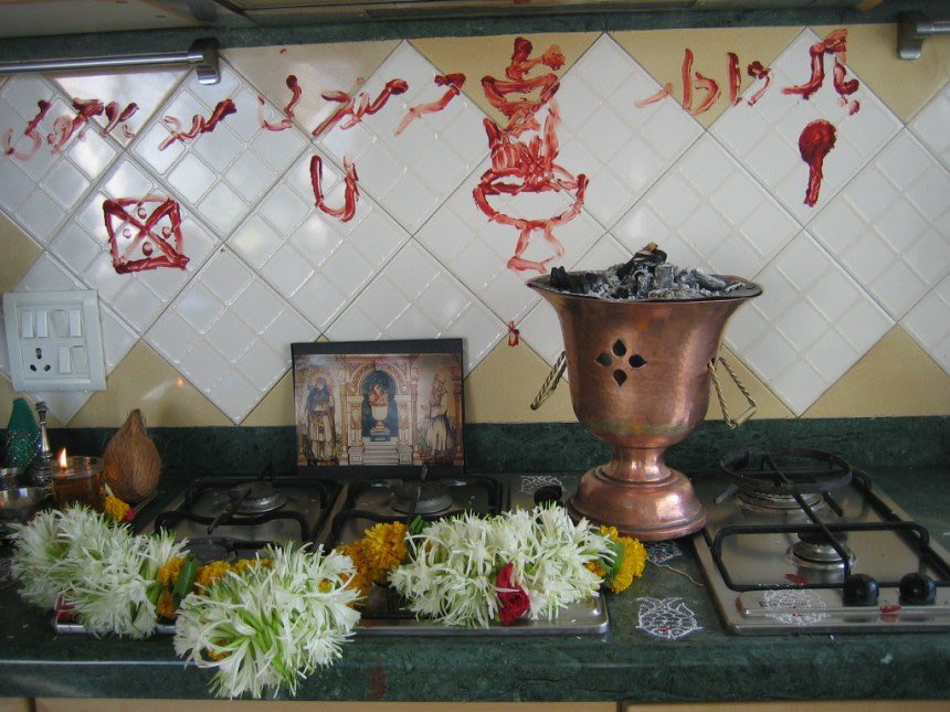 Shervin Farridnejad Today Adar Rōz Of Adar Mah Is The Paris Zoroastrian Feast Of Fire Atash Nu Parab It S Celebrated Mainly By The Women Decoration Of The Hearth Fire By Garlands Fruits Shervin Farridnejad Today Adar Rōz Of Adar Mah Is The Paris Zoroastrian Feast Of Fire Atash Nu Parab It S Celebrated Mainly By The Women Decoration Of The Hearth Fire By Garlands Fruits