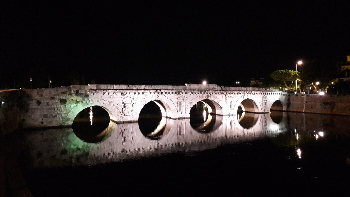 Markollen's tweet photo. #paesaggioitaliano Il ponte di Tiberio a #Rimini
#CoseDaGuide #visiteguidate #italia #italy #inemiliaromagna https://t.co/GprmMvBX6E