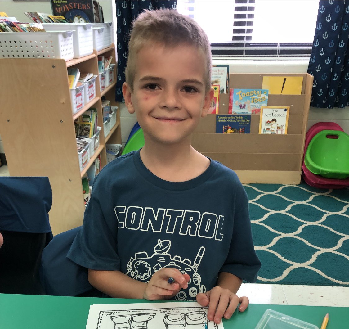brightbunch20's tweet photo. Happy birthday, Nathan!  Our class hopes you have an awesome day!  We can’t wait to celebrate with you on Zoom today! ⁦@TweetDCS_LPS⁩ #LPSRocks ⁦@SandieSharp4⁩ https://t.co/TFYVA4tkjx