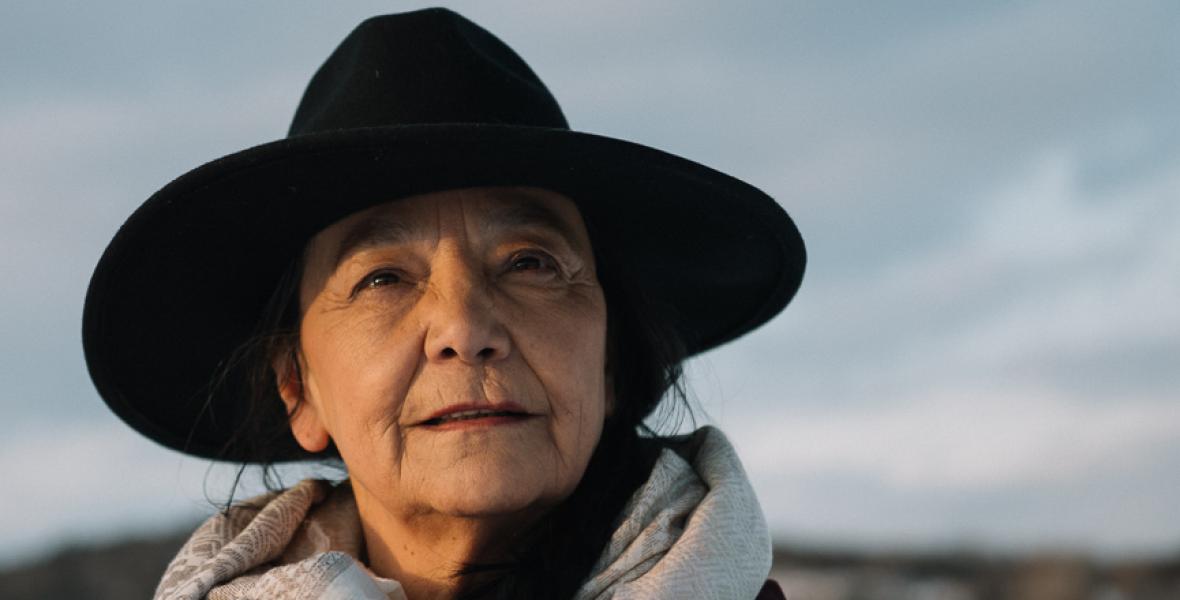 imagineNATIVE's tweet image. #Canadian distributors have joined forces to make homegrown indie movies available on VOD for #NationalCanadianFilmDay!

Titles include The Body Remembers When The World Broke Open &amp;amp; our 2018 Audience Choice Award winner Darlene Naponse's Falls Around Her👉bit.ly/2KflK8K