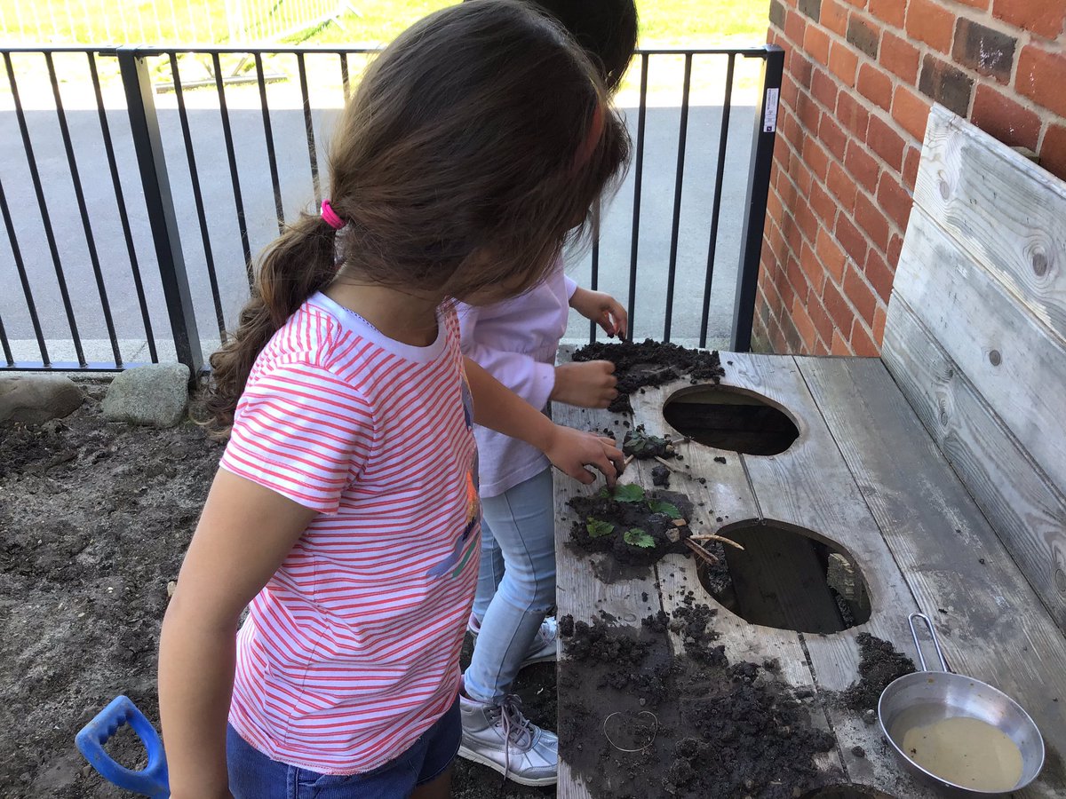 StSwithunsOL's tweet photo. This week’s lower prep outdoor learning challenge was to #getoutside and make a mud creation!  Our key worker children have been exploring the animal kingdon, creating amazing muddy butterflies, bats and ladybirds!  #fearlesscreativity #outdooorlearning #welovemud https://t.co/VvuGwScIuL