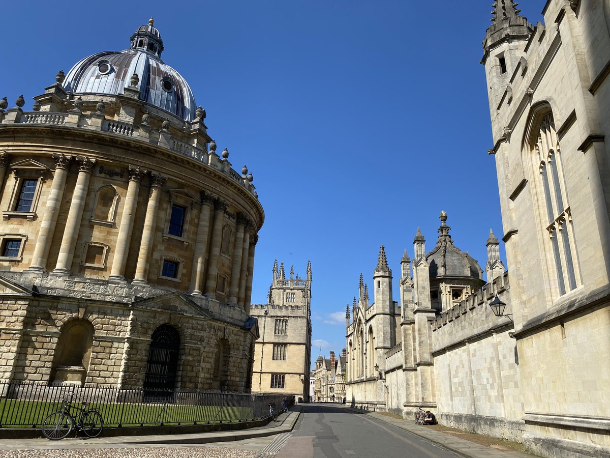 JohnSimpsonNews's tweet photo. Oxford as you’ve never seen it before: walkabout with me on https://t.co/eRBo09SFbx #SimpsonsWorld https://t.co/mTaJcNmyIV