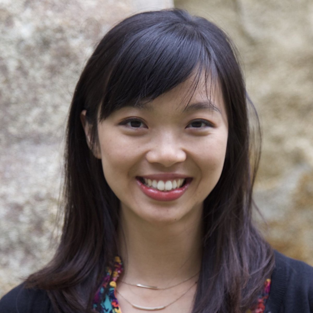 First up is Judy Fan ( @judyefan), a professor of psychology at UCSD. Using a combination of cogsci, compneuro, and ML, Judy studies how people use physical representations of thought—for example, drawings—to learn, communicate, and create.  #BAICS2020  #ICLR2020