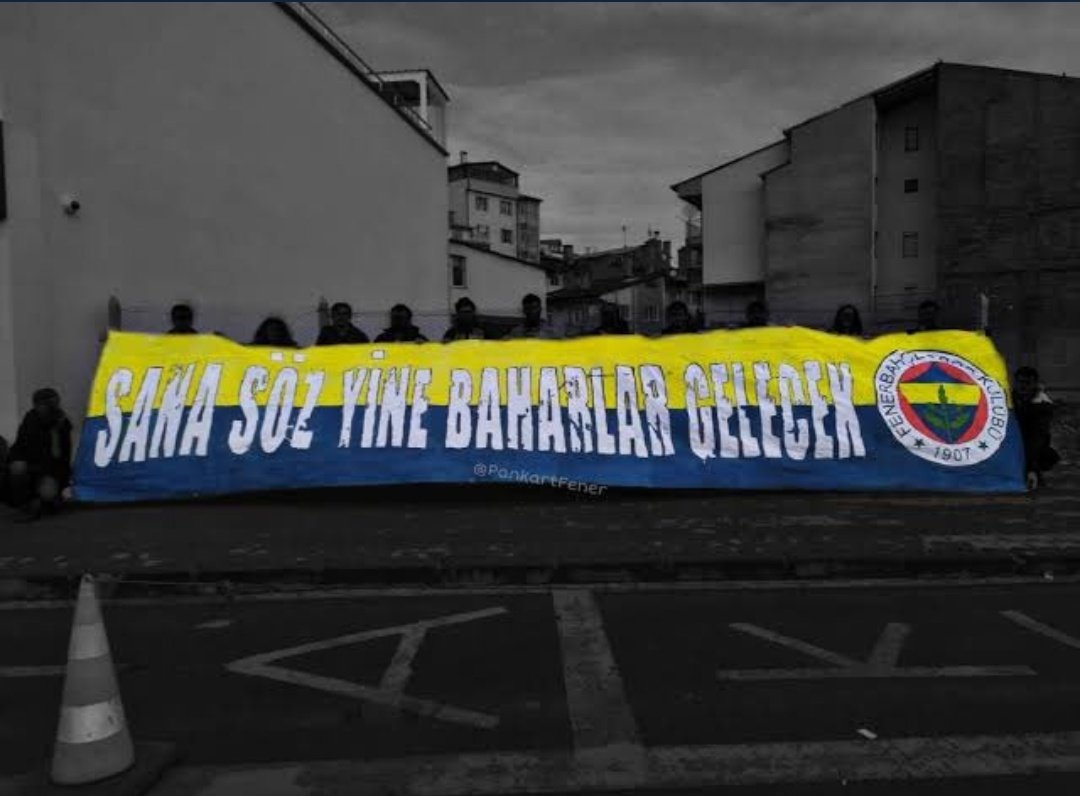 Futbol izlemeyi de oynamayı da özledimm
#Fenerbahce