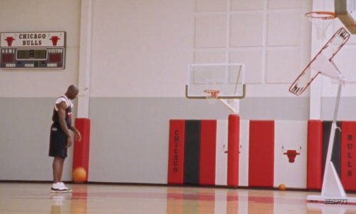 C'est avec grand plaisir que l'on va regarder #thelastdance 🏀 Rarement un docu sportif n'a fait autant parlé de lui