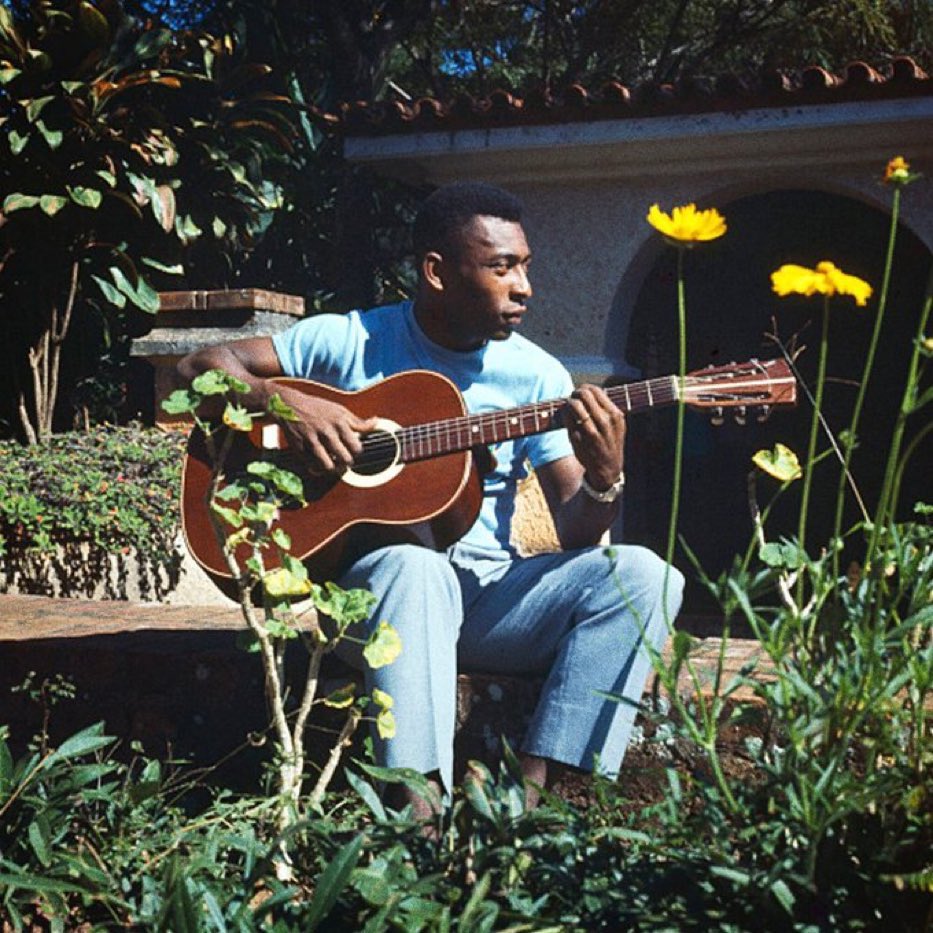 PHOTOS OF PELÉ