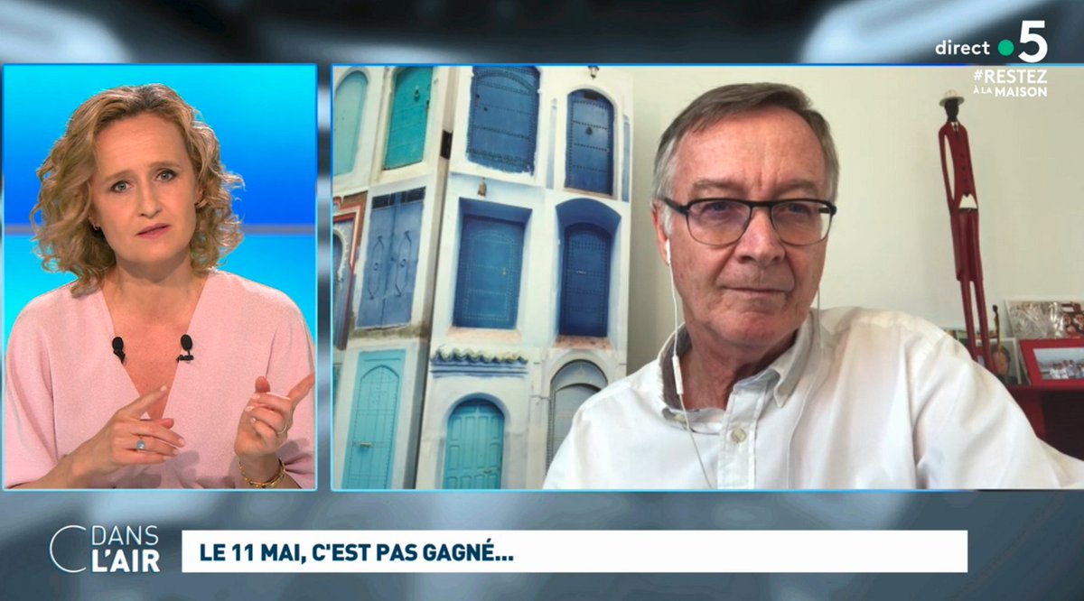 pierrot80remy's tweet photo. ce monsieur a le #secondPlan le plus beau que j'ai vu depuis le début du confinement !
très bien décoré !
#cdanslair https://t.co/OIClduXxEt