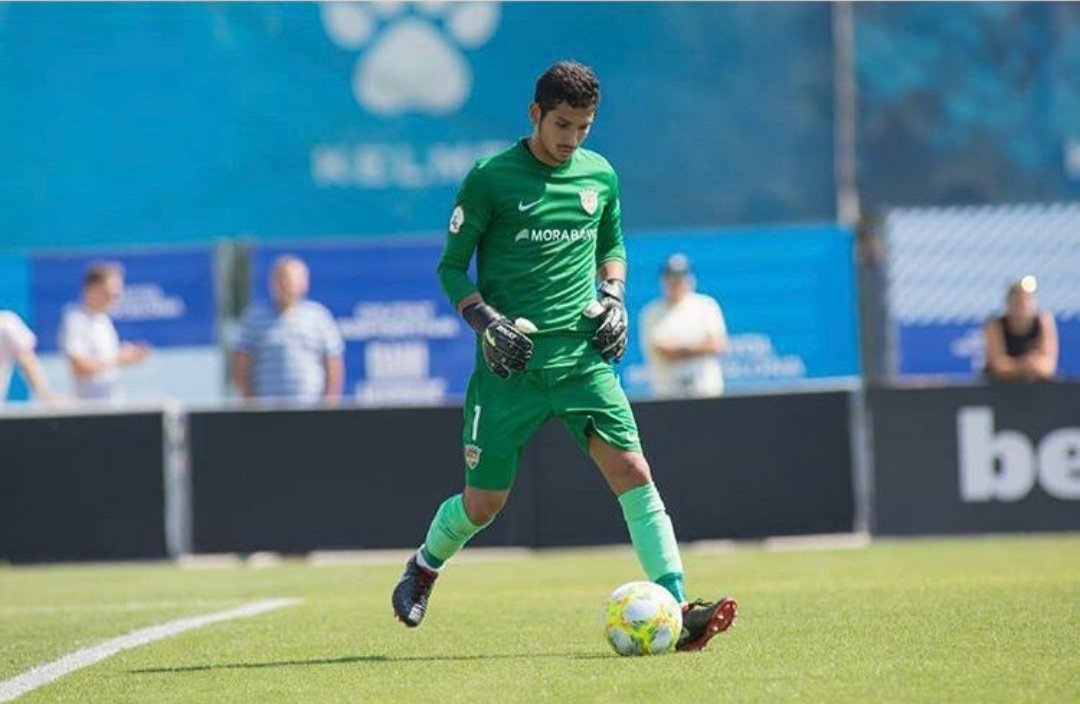 🔵🔴 CLUB / CONFINAMENT

➖ Ahir tots els nens del club van tenir l'oportunitat de conèixer a Ratti, actualment porter de l'Andorra i exporter del Llagostera a segona A.
Ens va respondre a totes les preguntes que van formular els nens.