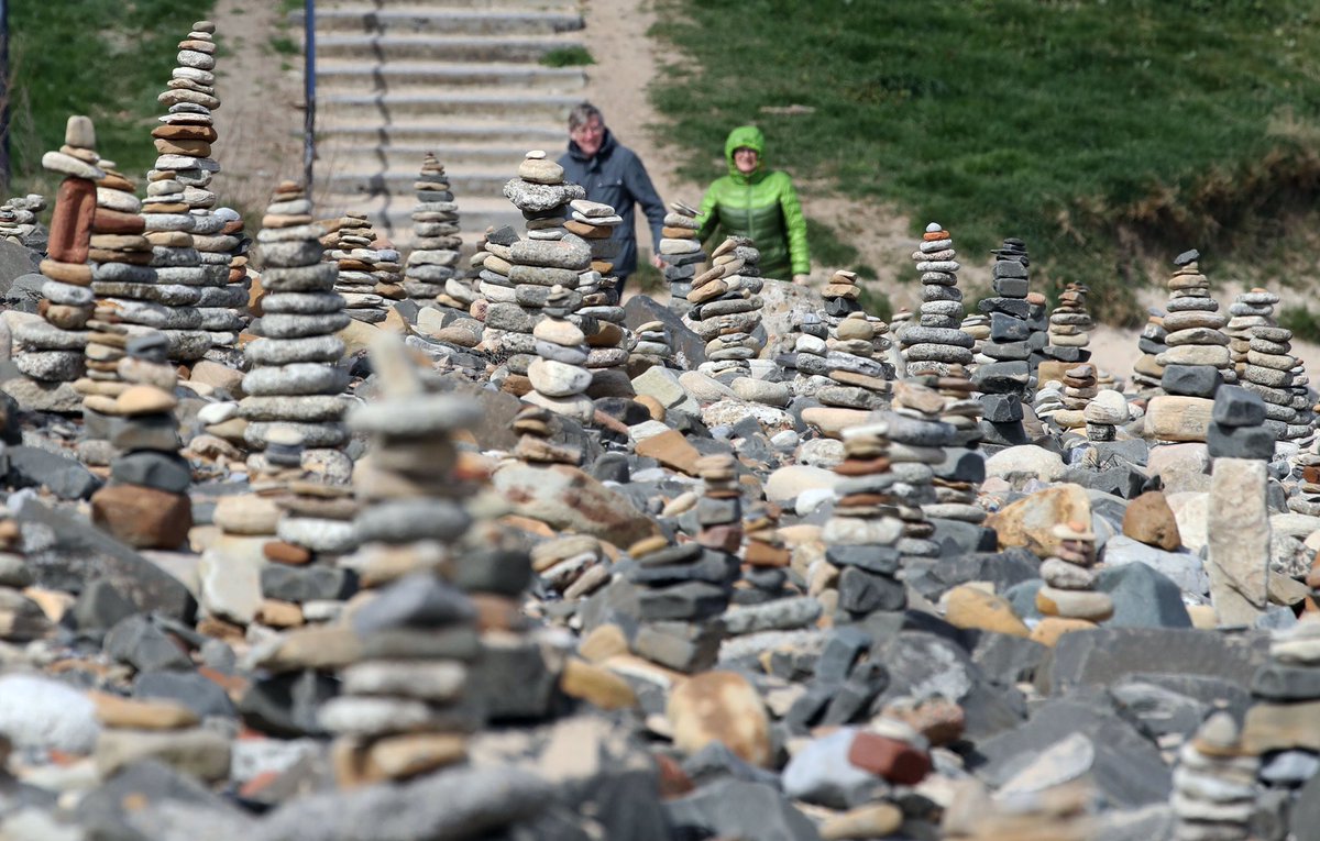 itvtynetees's tweet photo. Wow...😮 have you seen the stacks of pebbles on the beach at #WhitleyBay in #NorthTyneside? 

While people have been taking their daily #lockdown exercise, they’ve been adding pebble sculptures - which have now transformed the beach! 🌊 
📸: @owenhumphreys1 https://t.co/z8SL2hPxL2