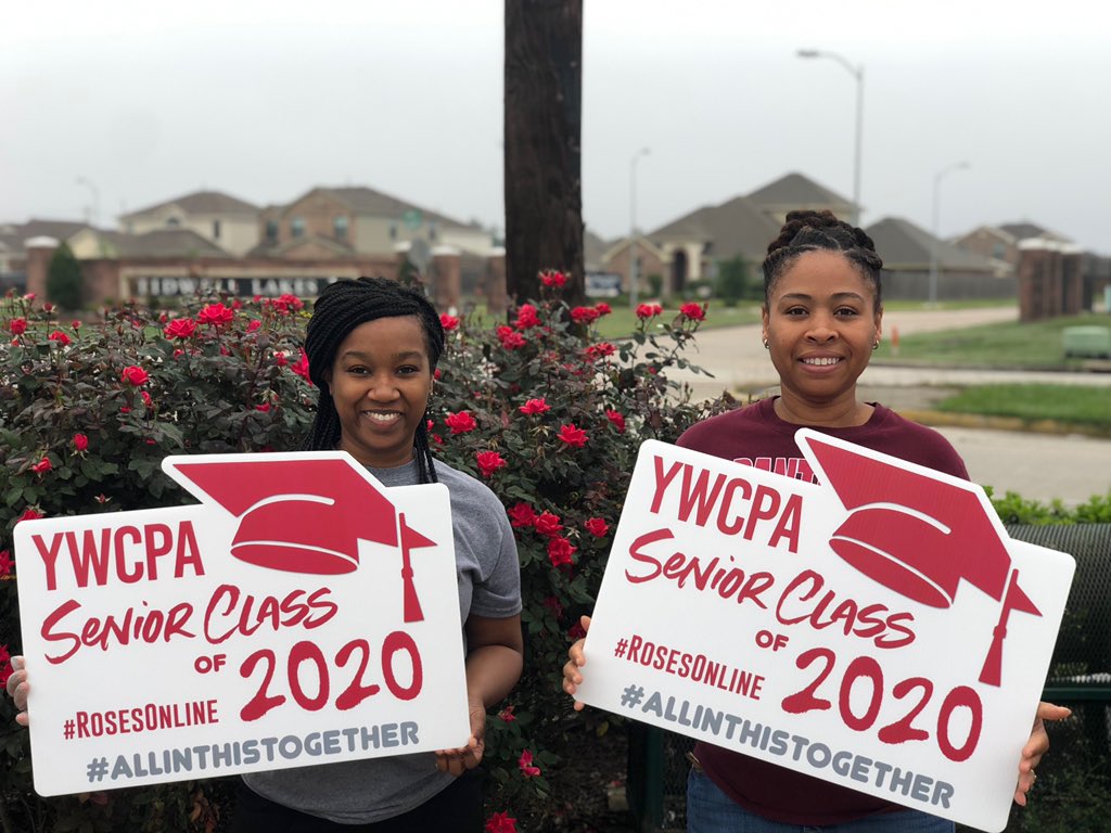 Nicholgo01's tweet photo. Celebrating our Seniors with a parade and signs! This is HEART ❤💚 work!!@YWcpAguilar @april_williams4 @nwillia1_YWCPA @TDewalt_Osborne @YWCPA2020 #WeLoveYouClassof2020
#YWCPAClassof2020
#AllInThisTogether https://t.co/wHWFDWGoYd