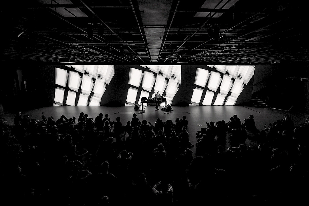 raster_raster's tweet photo. united we stream live from transit club chemnitz
byetone b2b credit 00 (raster x uncanny valley)
live stream on apr 22, 3:00 to 7:00 pm via arte:
https://t.co/0n34fwehNZ
#byetone #credit00 #unitedwestream #uncannyvalley #transitclub https://t.co/WIGmryyuf2