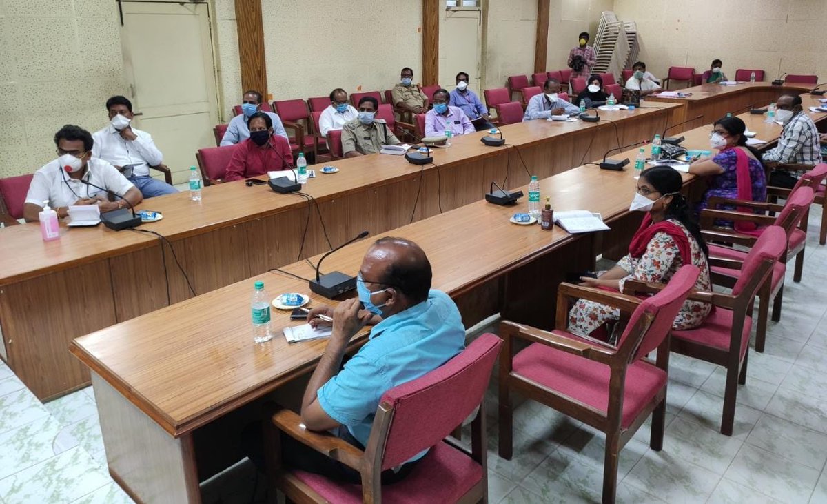 VSrinivasGoud's tweet photo. Conducted a review meeting with the Mahabubnagar District Administration at Collectorate on the measures taken to prevent the spread of corona virus in Mahabubnagar. https://t.co/39derce3Pk