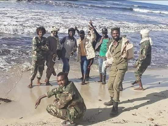 Ahmed_AlLibi's tweet photo. سواح من #تشاد و #السودان يقضون صيفهم علي شواطئ #سرت و #جادو 😂😂😂😂 https://t.co/LZJ1AUaCXf