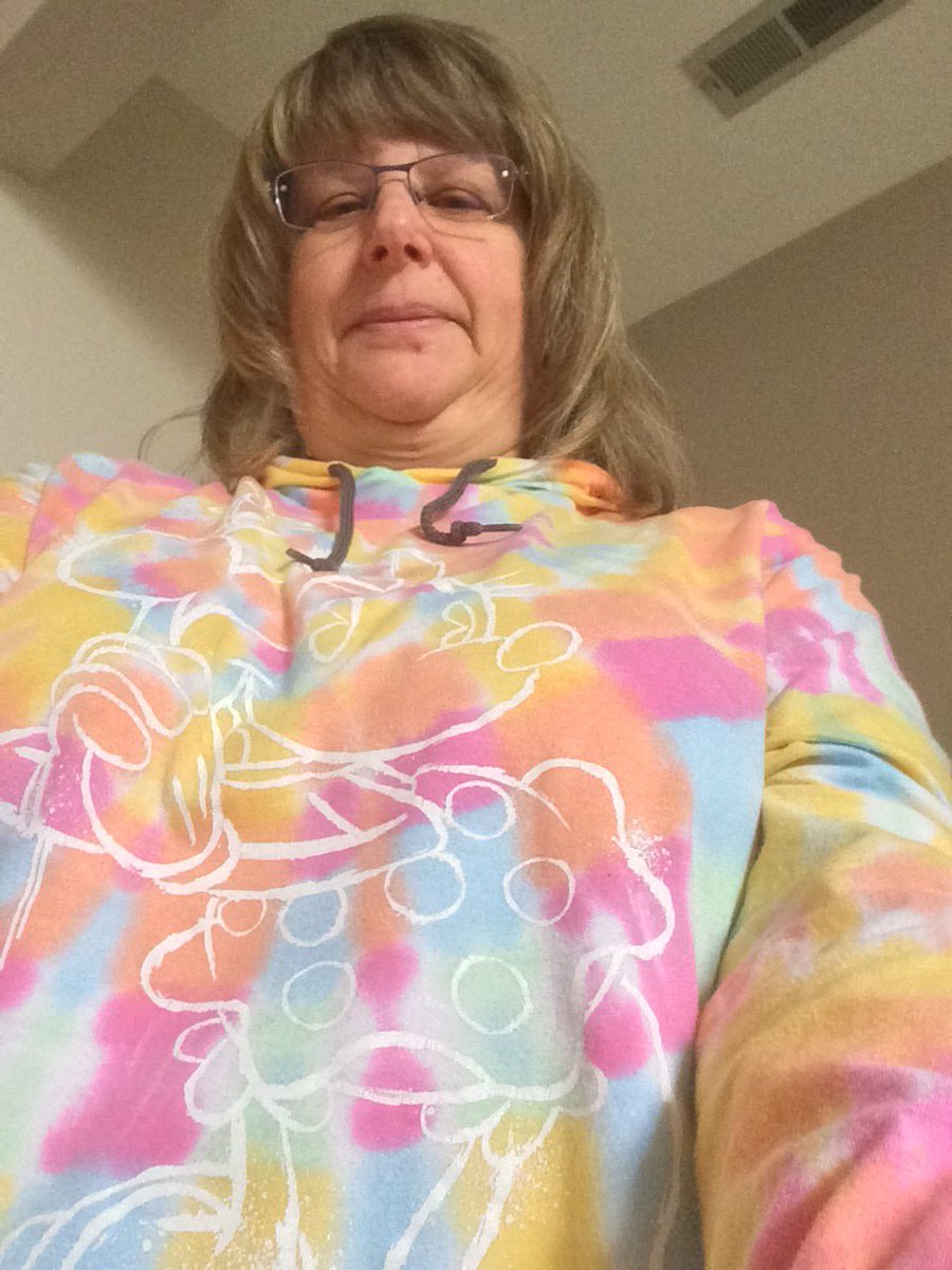 The sun may not be shining this morning but I am going to make it a 🌈 Day.  Happy first day of VDV’s Earth Week. #ALLIN4THEVILLE #VDVFLEXIBLELEARNING