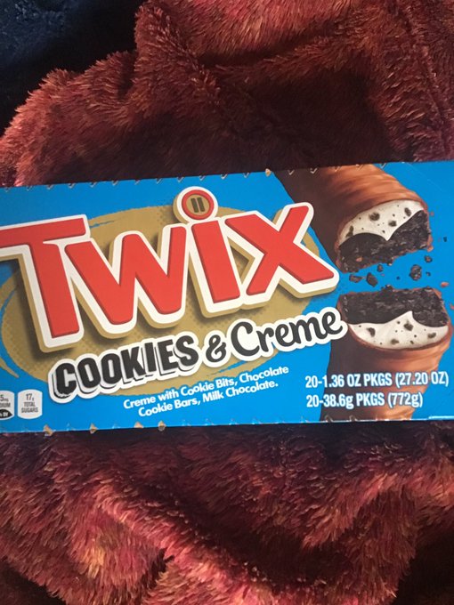 Omg 😍😍😍🤤 https://t.co/X4zXwedGCY