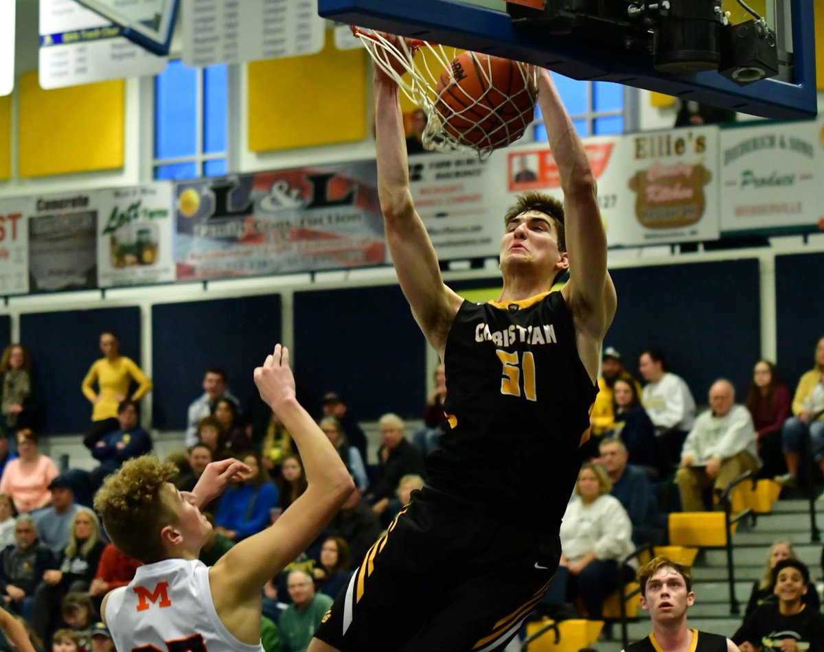 LC_Pilgrims's tweet photo. James Felton - #51
"James' leadership is what I most admire about him. He strongly desires the team to share the vision for the season and his belief in what the team can achieve and accomplish is infectious!" -Coach Chris Mustaine #LCS_SeniorAthletes https://t.co/gffuSWsqzn https://t.co/H72Tgop6JO