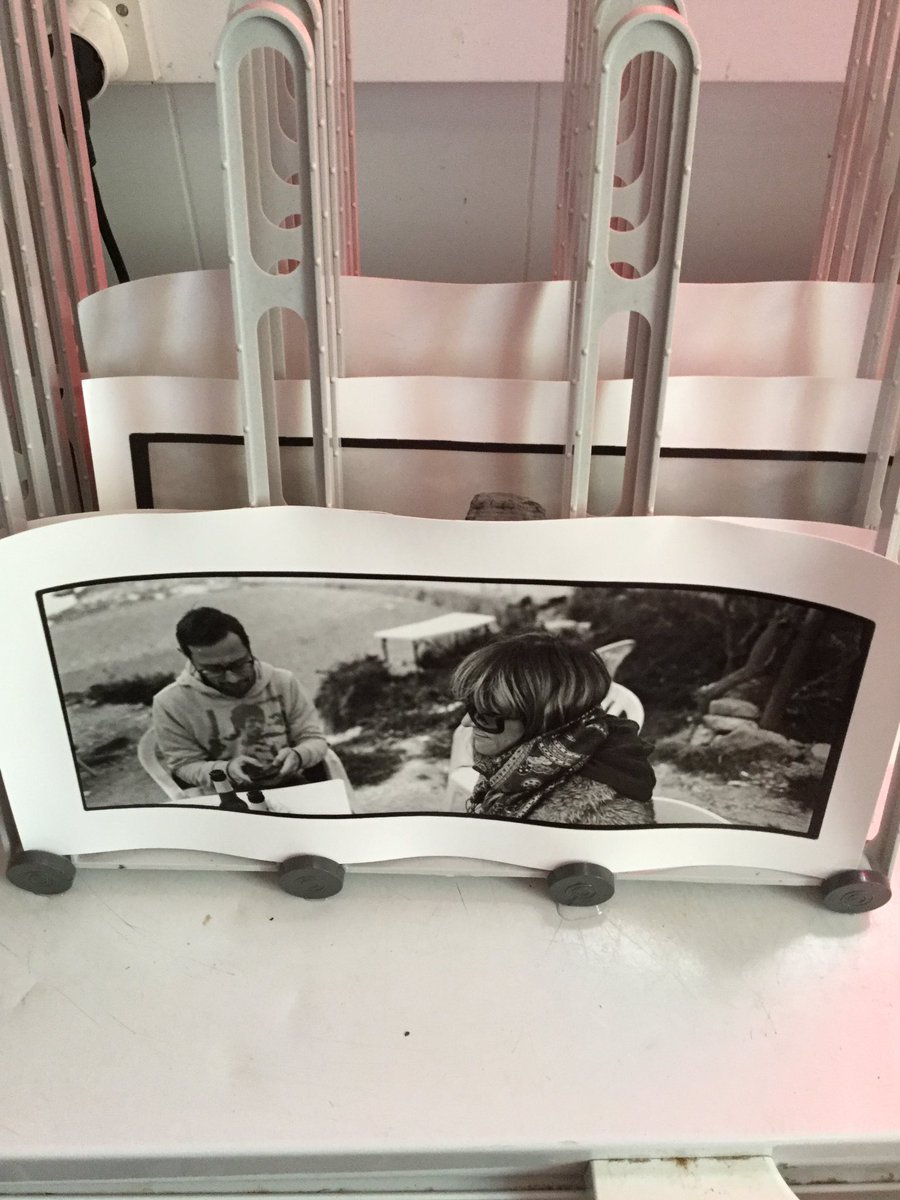 Gochimiromalta's tweet photo. #FBpaper #darkroom #Xpan45mm 今日も焼いて焼いて焼きまくり https://t.co/nxSYRfl02k