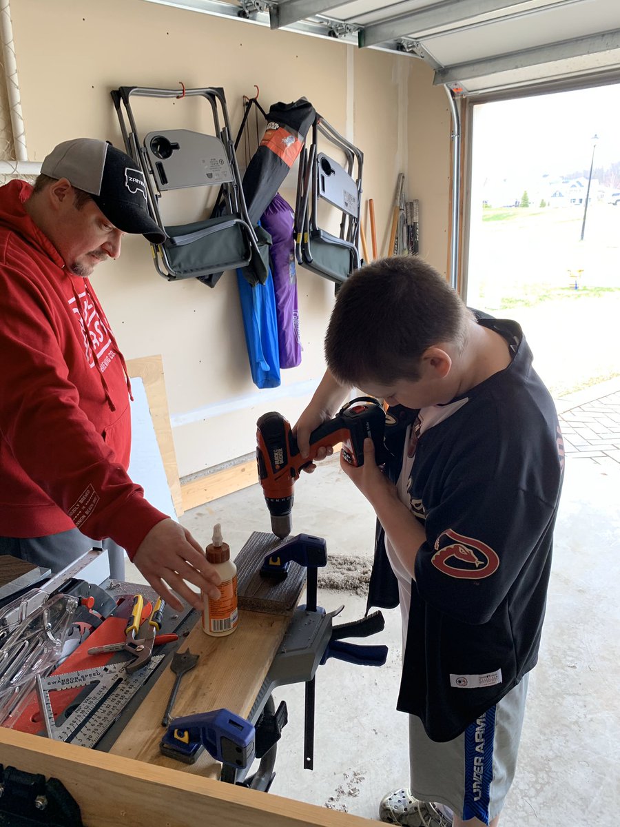 biz4bulldogs's tweet photo. Max created a sweet birdhouse over the weekend!🕊🏠
#drillingwithdad
#funandcreative
#plansonline https://t.co/1Z0TL5plbu
